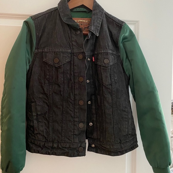 Levi's Jackets & Blazers - Levi jacket